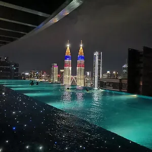 Crystal Suites At Eaton Klcc Апартаменты